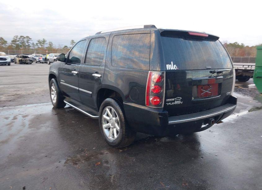 Photo 3 of 2011 Gmc Yukon DENALI (VIN 1GKS2EEF2BR295621)
