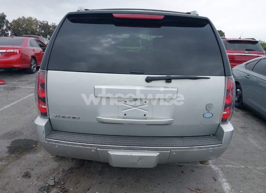 Photo 16 of 2011 Gmc Yukon DENALI (VIN 1GKS2EEF3BR350688)