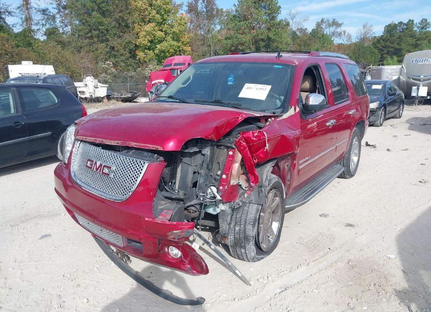Photo 2 of 2013 Gmc Yukon DENALI (VIN 1GKS2EEF3DR190475)