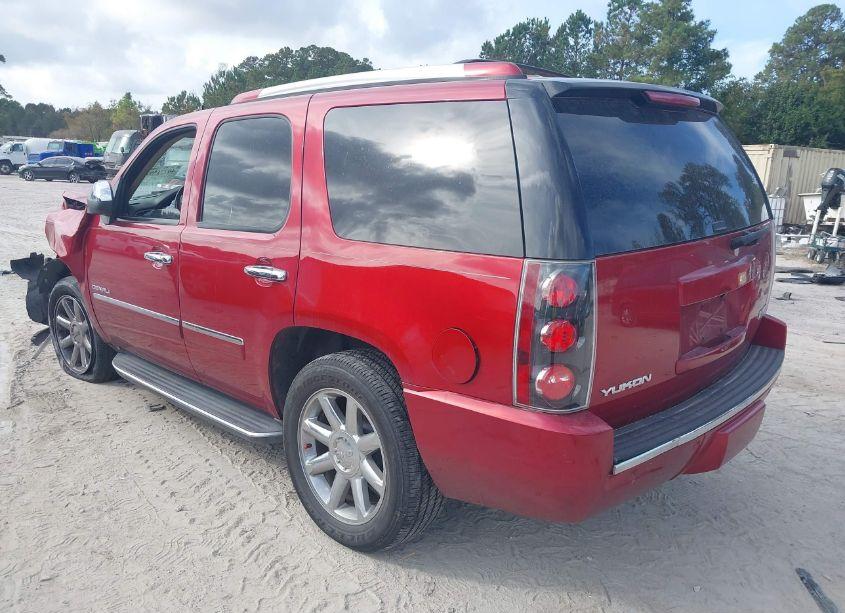 Photo 3 of 2013 Gmc Yukon DENALI (VIN 1GKS2EEF3DR190475)