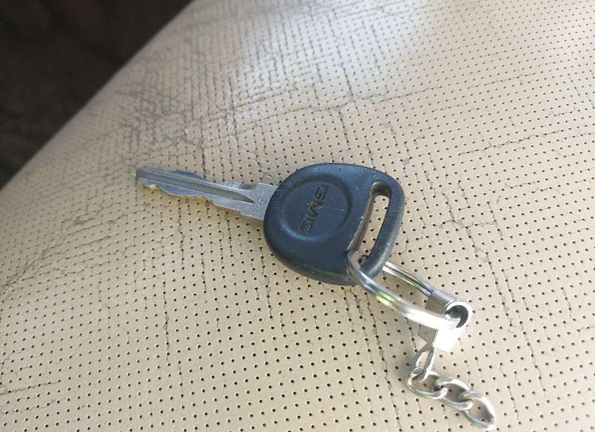 Photo 11 of 2011 Gmc Yukon DENALI (VIN 1GKS2EEF4BR101607)