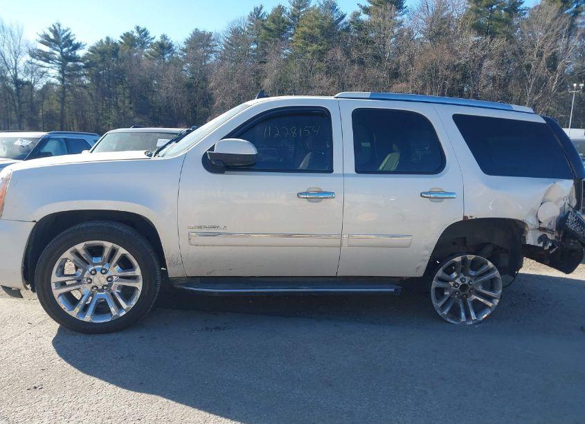 Photo 14 of 2011 Gmc Yukon DENALI (VIN 1GKS2EEF4BR101607)