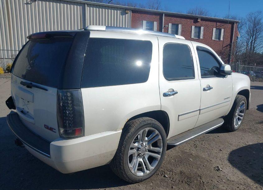 Photo 4 of 2011 Gmc Yukon DENALI (VIN 1GKS2EEF4BR101607)
