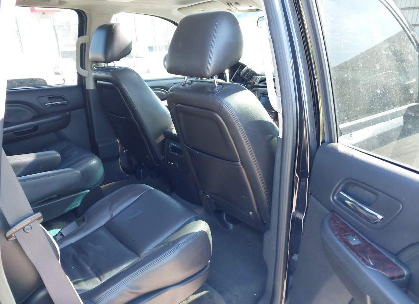 Photo 8 of 2011 Gmc Yukon DENALI (VIN 1GKS2EEF4BR317411)