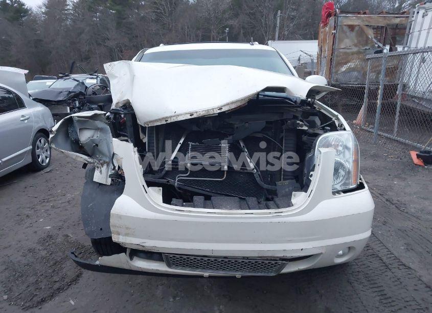 Photo 12 of 2011 Gmc Yukon DENALI (VIN 1GKS2EEF5BR177773)