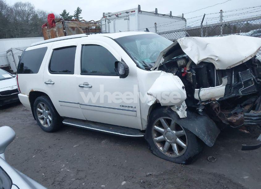 Photo 13 of 2011 Gmc Yukon DENALI (VIN 1GKS2EEF5BR177773)