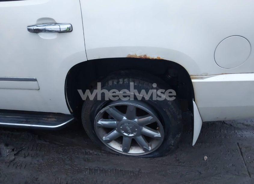 Photo 20 of 2011 Gmc Yukon DENALI (VIN 1GKS2EEF5BR177773)