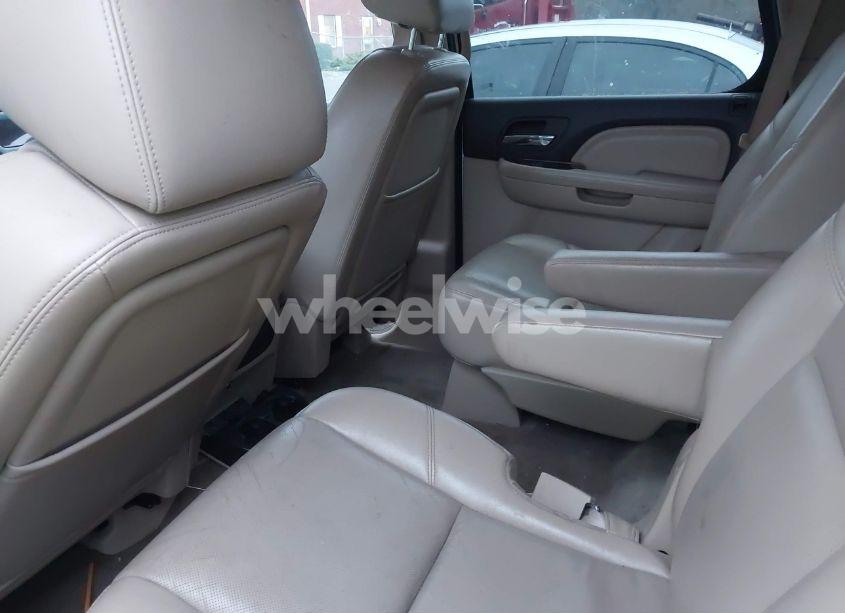 Photo 8 of 2011 Gmc Yukon DENALI (VIN 1GKS2EEF5BR177773)