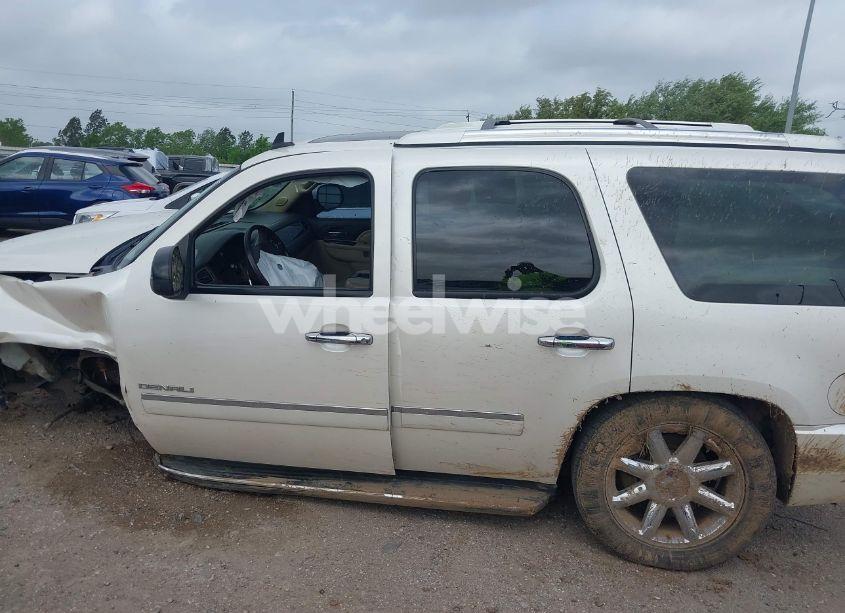 Photo 15 of 2011 Gmc Yukon DENALI (VIN 1GKS2EEF5BR388231)