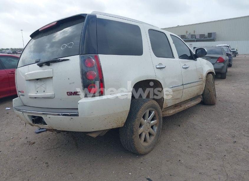 Photo 4 of 2011 Gmc Yukon DENALI (VIN 1GKS2EEF5BR388231)