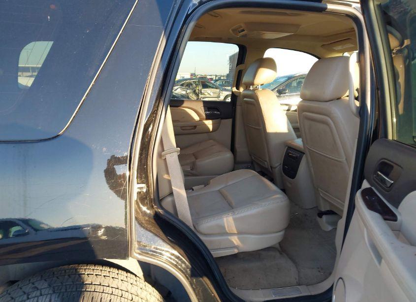 Photo 8 of 2011 Gmc Yukon DENALI (VIN 1GKS2EEF7BR109782)