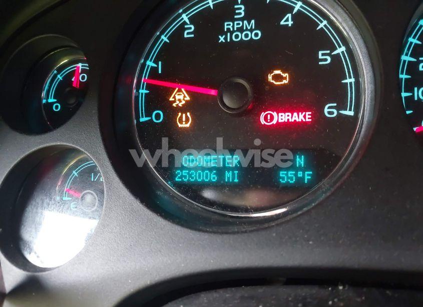 Photo 15 of 2011 Gmc Yukon DENALI (VIN 1GKS2EEF8BR144119)