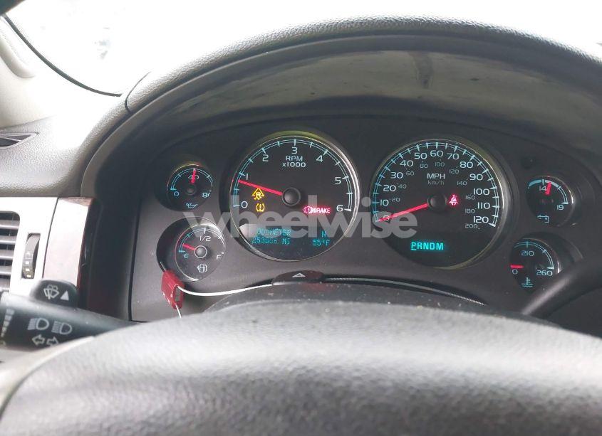 Photo 7 of 2011 Gmc Yukon DENALI (VIN 1GKS2EEF8BR144119)