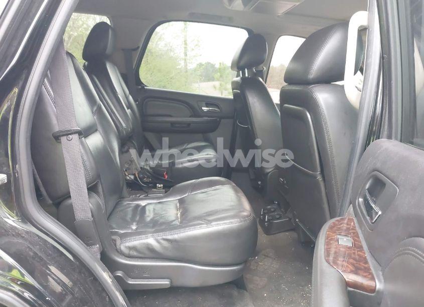 Photo 8 of 2011 Gmc Yukon DENALI (VIN 1GKS2EEF8BR144119)