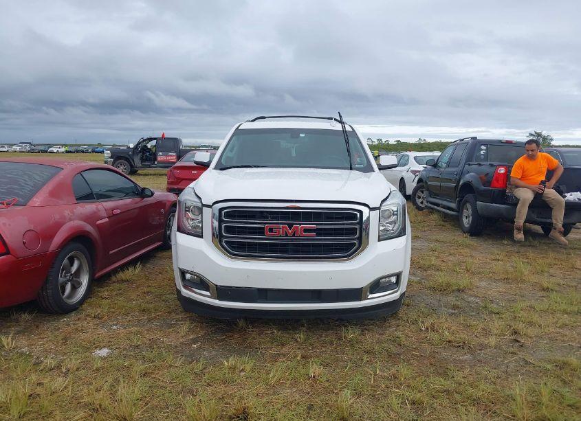 Photo 12 of 2018 Gmc Yukon XL SLE (VIN 1GKS2FKC2JR362989)