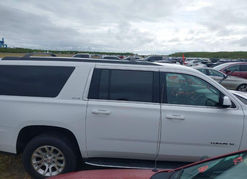 Photo 13 of 2018 Gmc Yukon XL SLE (VIN 1GKS2FKC2JR362989)