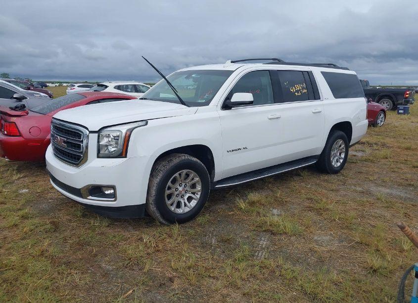 Photo 2 of 2018 Gmc Yukon XL SLE (VIN 1GKS2FKC2JR362989)