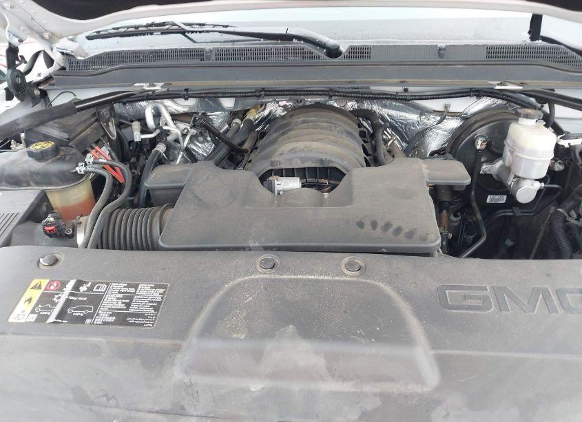 Photo 6 of 2018 Gmc Yukon XL SLE (VIN 1GKS2FKC2JR362989)