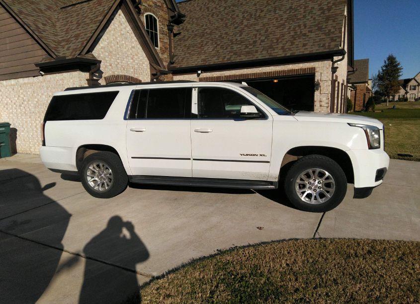 Photo 13 of 2016 Gmc Yukon XL SLE (VIN 1GKS2FKC9GR200270)