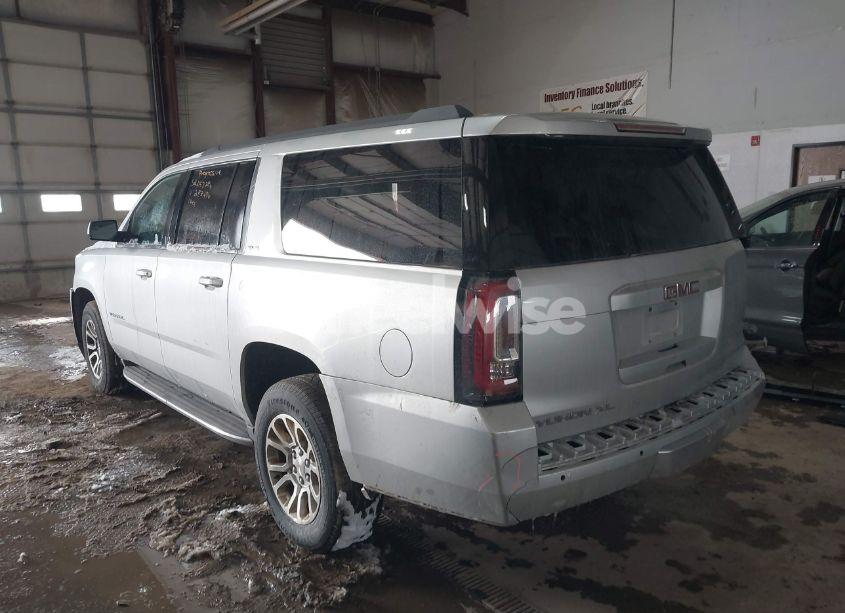 Photo 3 of 2016 Gmc Yukon XL SLE (VIN 1GKS2FKCXGR283496)