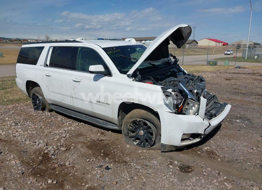 2017 Gmc Yukon XL SLE (VIN 1GKS2FKCXHR117562) main photo