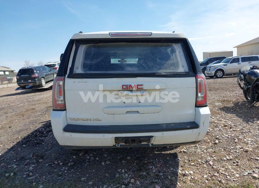 Photo 16 of 2017 Gmc Yukon XL SLE (VIN 1GKS2FKCXHR117562)