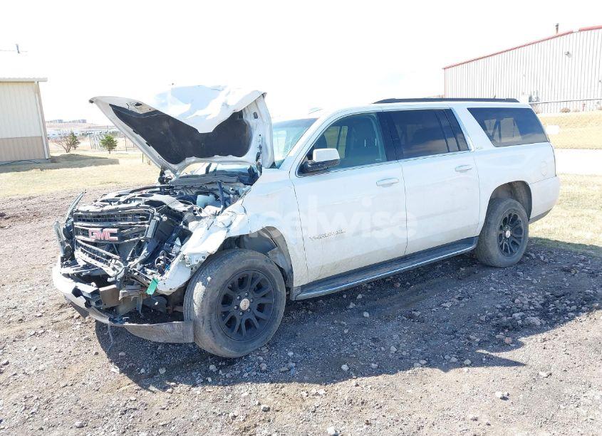 Photo 2 of 2017 Gmc Yukon XL SLE (VIN 1GKS2FKCXHR117562)