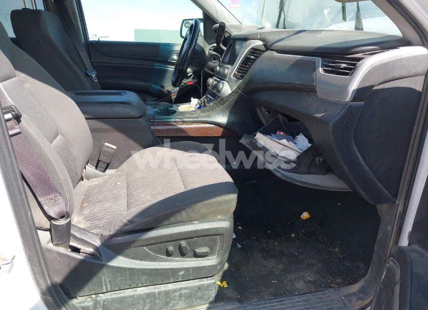 Photo 5 of 2017 Gmc Yukon XL SLE (VIN 1GKS2FKCXHR117562)