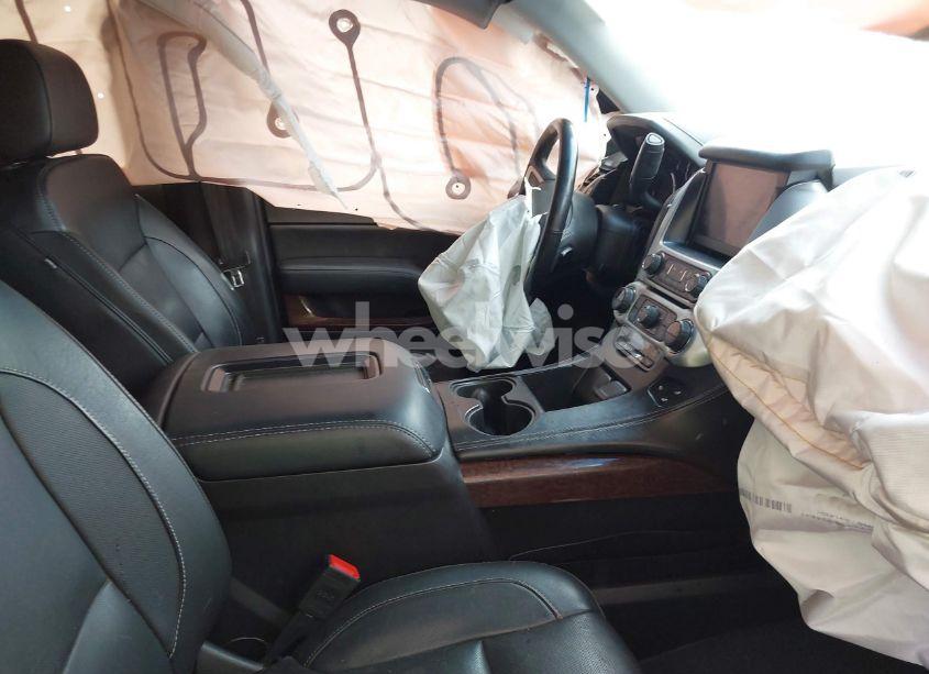 Photo 5 of 2019 Gmc Yukon XL SLT (VIN 1GKS2GKC0KR247038)