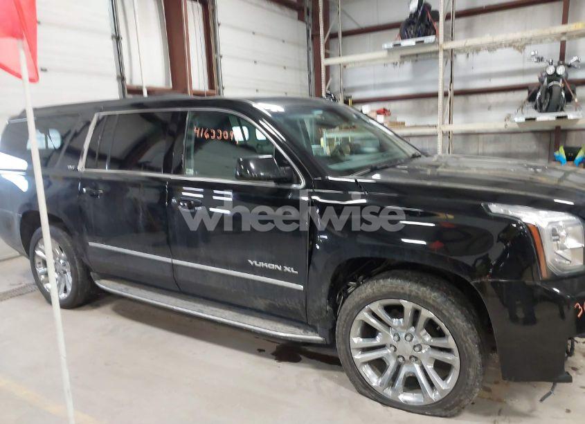 Photo 13 of 2018 Gmc Yukon XL SLT (VIN 1GKS2GKC2JR213729)