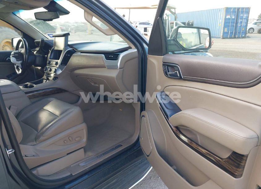 Photo 5 of 2019 Gmc Yukon XL SLT (VIN 1GKS2GKC2KR313251)