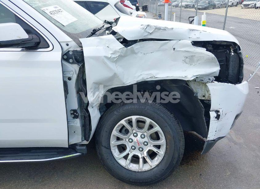 Photo 6 of 2019 Gmc Yukon XL SLT (VIN 1GKS2GKC4KR160002)