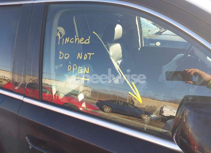 Photo 12 of 2019 Gmc Yukon XL SLT (VIN 1GKS2GKC4KR330018)