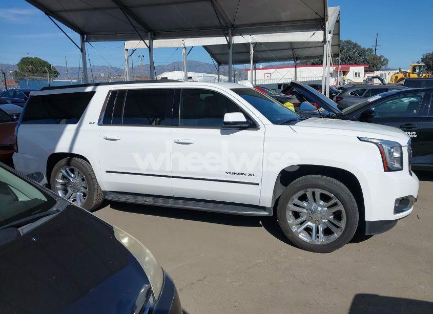 Photo 14 of 2017 Gmc Yukon XL SLT (VIN 1GKS2GKC5HR403907)