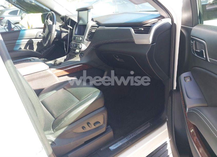 Photo 5 of 2017 Gmc Yukon XL SLT (VIN 1GKS2GKC5HR403907)