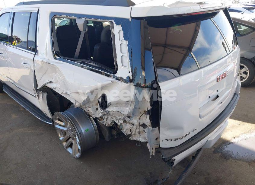 Photo 6 of 2017 Gmc Yukon XL SLT (VIN 1GKS2GKC5HR403907)