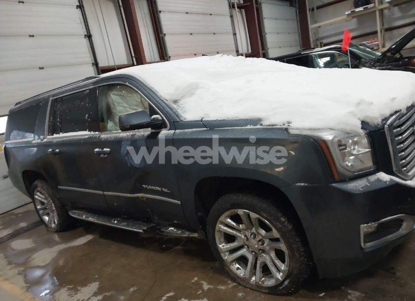 Photo 12 of 2019 Gmc Yukon XL SLT (VIN 1GKS2GKC5KR137005)