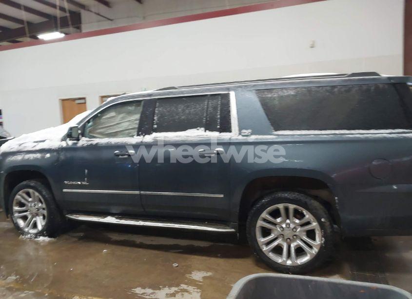 Photo 13 of 2019 Gmc Yukon XL SLT (VIN 1GKS2GKC5KR137005)