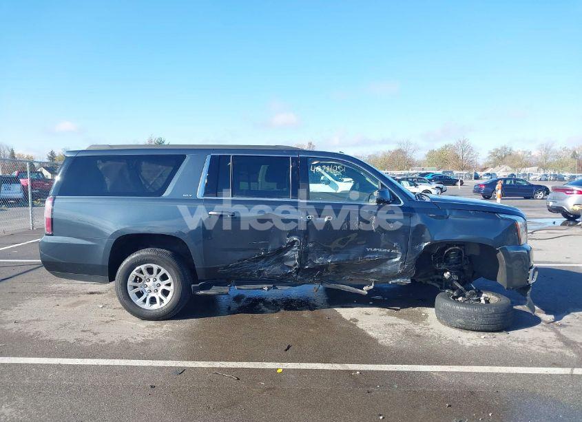 Photo 13 of 2019 Gmc Yukon XL SLT (VIN 1GKS2GKC9KR369946)