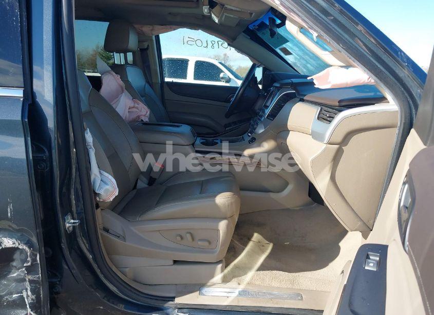 Photo 5 of 2019 Gmc Yukon XL SLT (VIN 1GKS2GKC9KR369946)