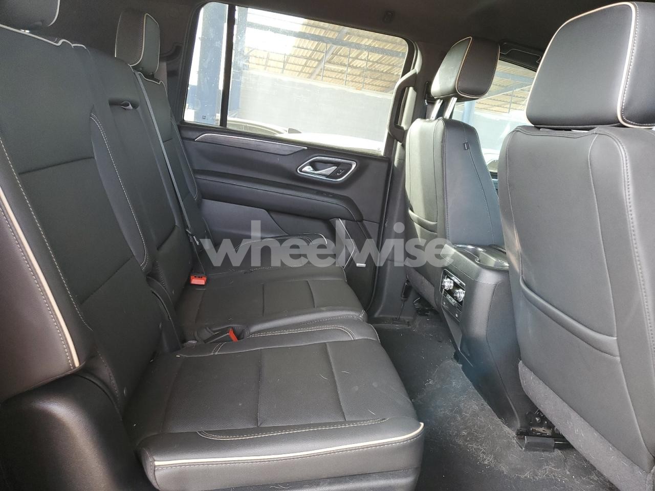 Photo 11 of 2024 GMC YUKON XL K1500 SLT (VIN 1GKS2GKD3RR391735)