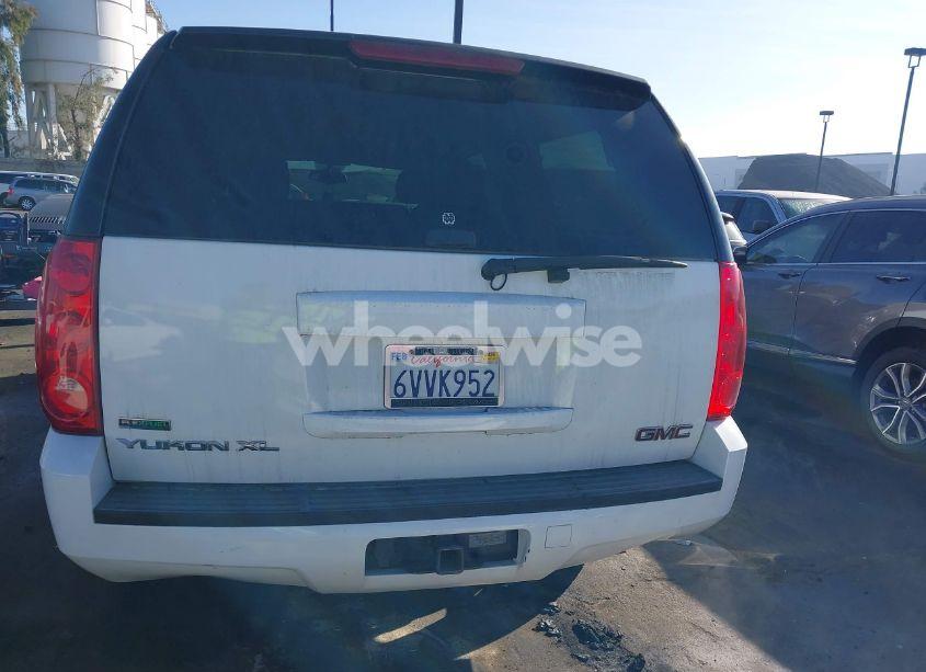 Photo 16 of 2011 Gmc Yukon XL 1500 SLE (VIN 1GKS2HE39BR259996)
