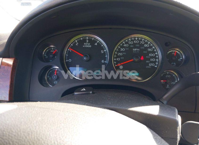 Photo 7 of 2011 Gmc Yukon XL 1500 SLE (VIN 1GKS2HE39BR259996)