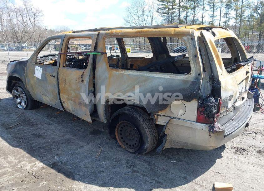 Photo 3 of 2011 Gmc Yukon XL 1500 SLE (VIN 1GKS2HE39BR392791)