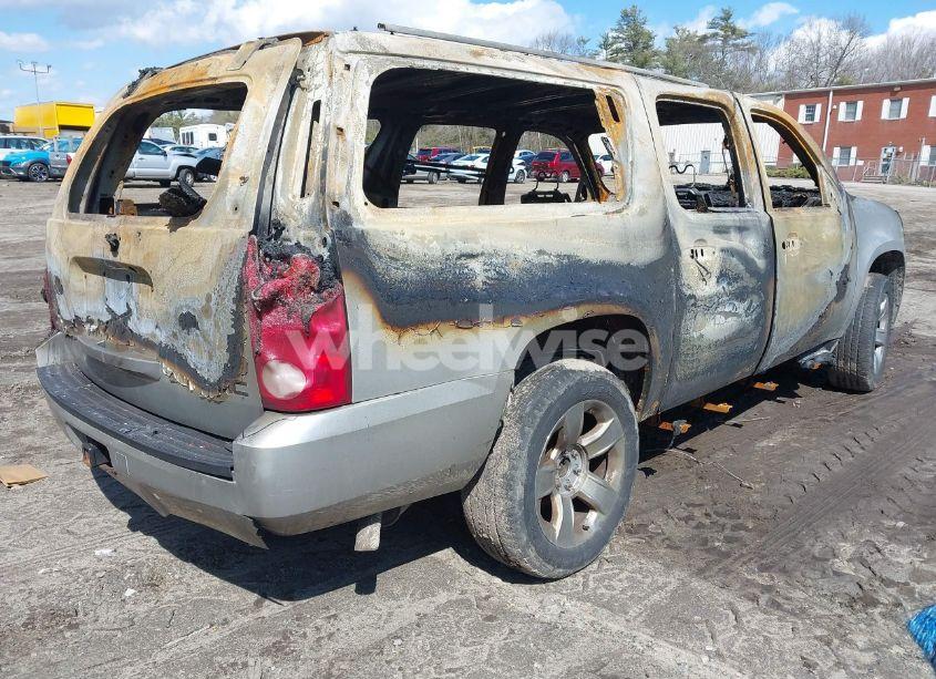 Photo 4 of 2011 Gmc Yukon XL 1500 SLE (VIN 1GKS2HE39BR392791)