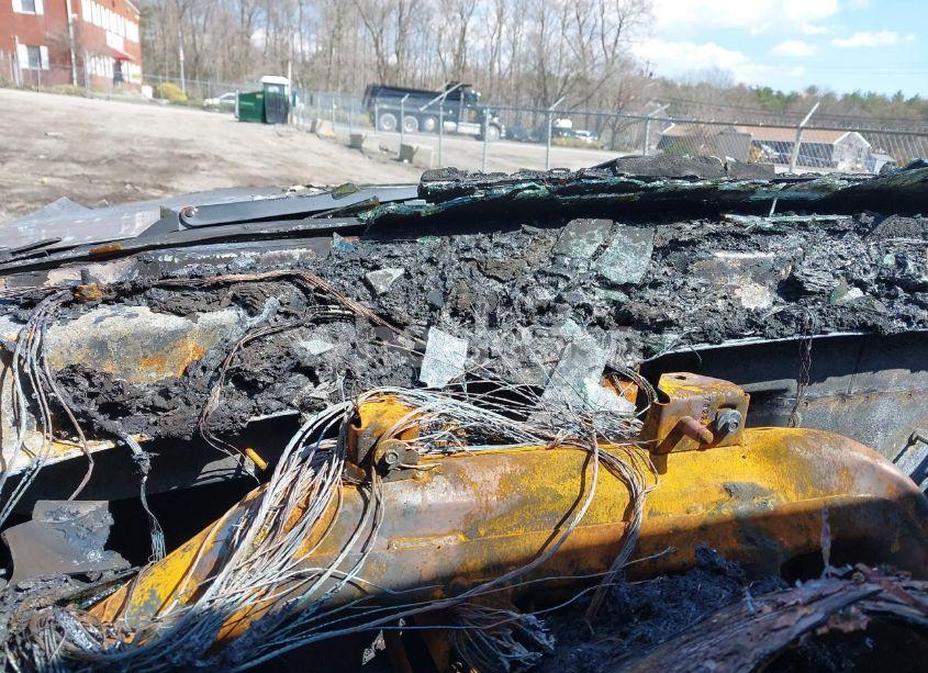 Photo 7 of 2011 Gmc Yukon XL 1500 SLE (VIN 1GKS2HE39BR392791)