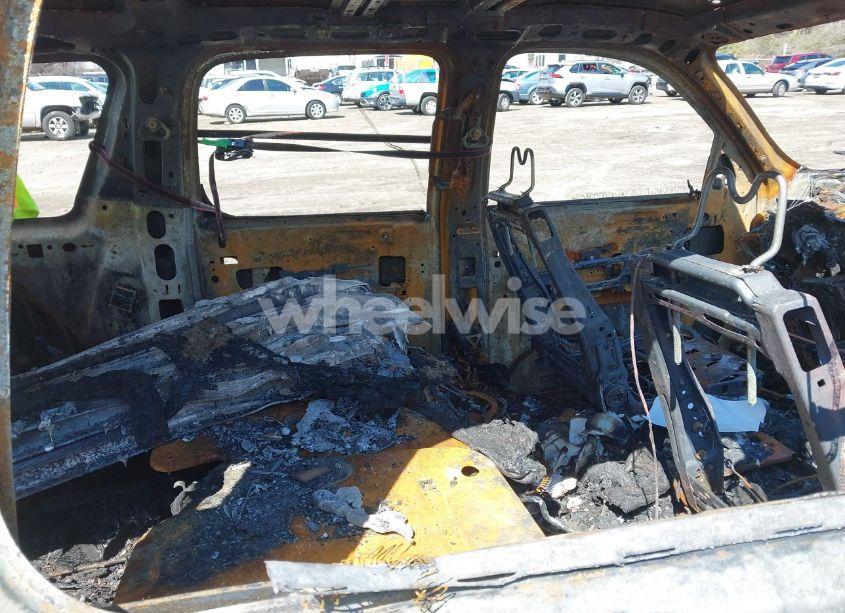 Photo 8 of 2011 Gmc Yukon XL 1500 SLE (VIN 1GKS2HE39BR392791)