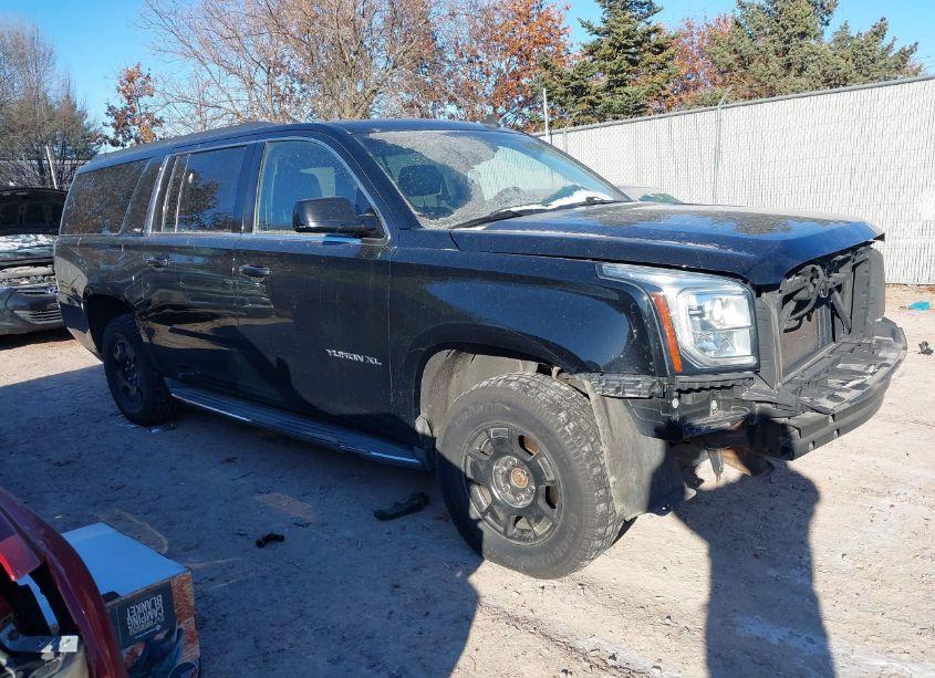 2015 Gmc Yukon XL 1500 SLT (VIN 1GKS2HKC2FR192197) main photo