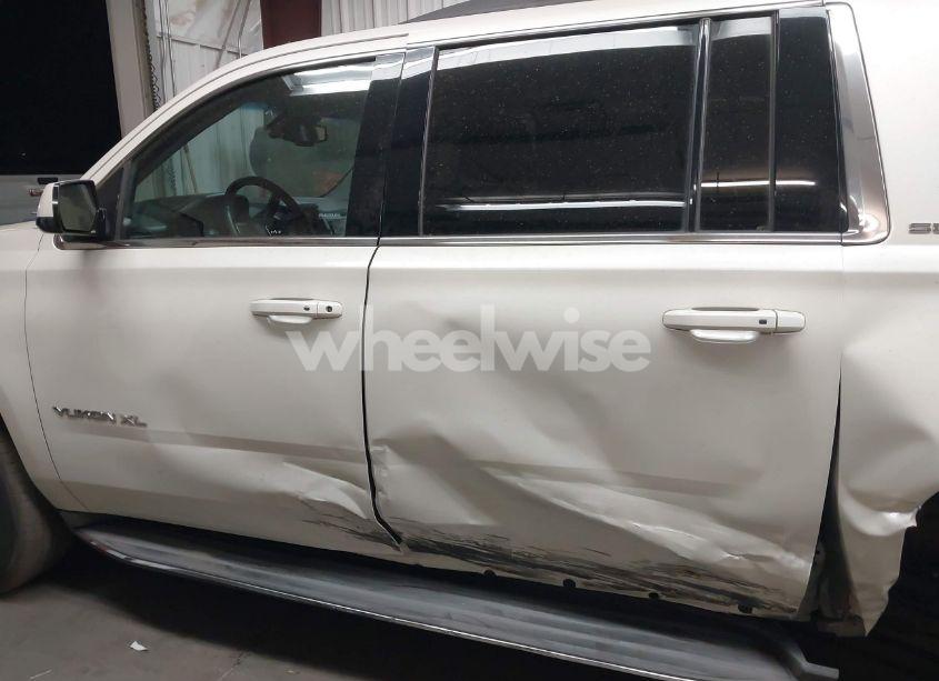 Photo 14 of 2015 Gmc Yukon XL 1500 SLT (VIN 1GKS2HKC3FR188207)