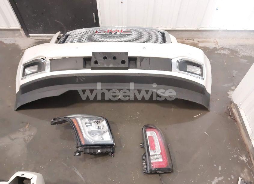 Photo 12 of 2015 Gmc Yukon XL 1500 SLT (VIN 1GKS2HKC7FR669240)